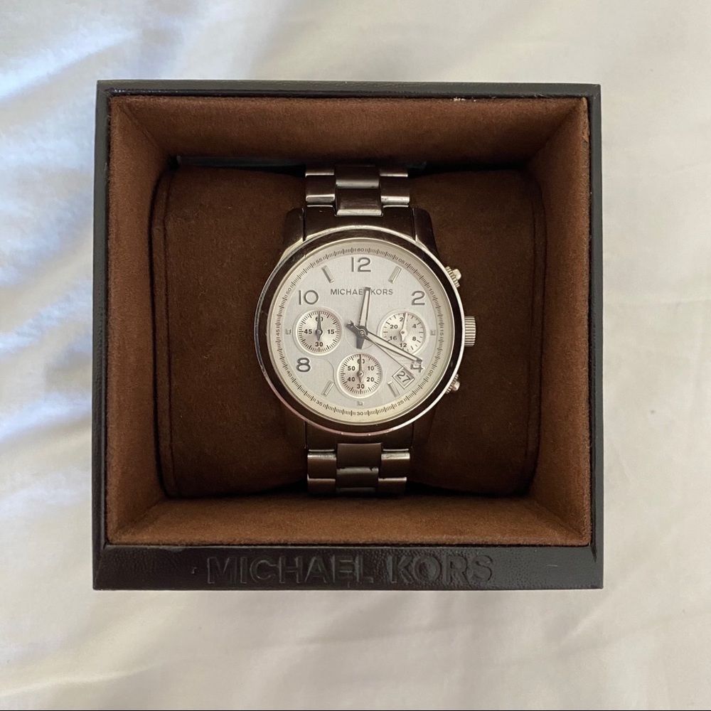 Michael Kors Silver Chronograph Watch 38mm MK5076 - Picture 5 of 13